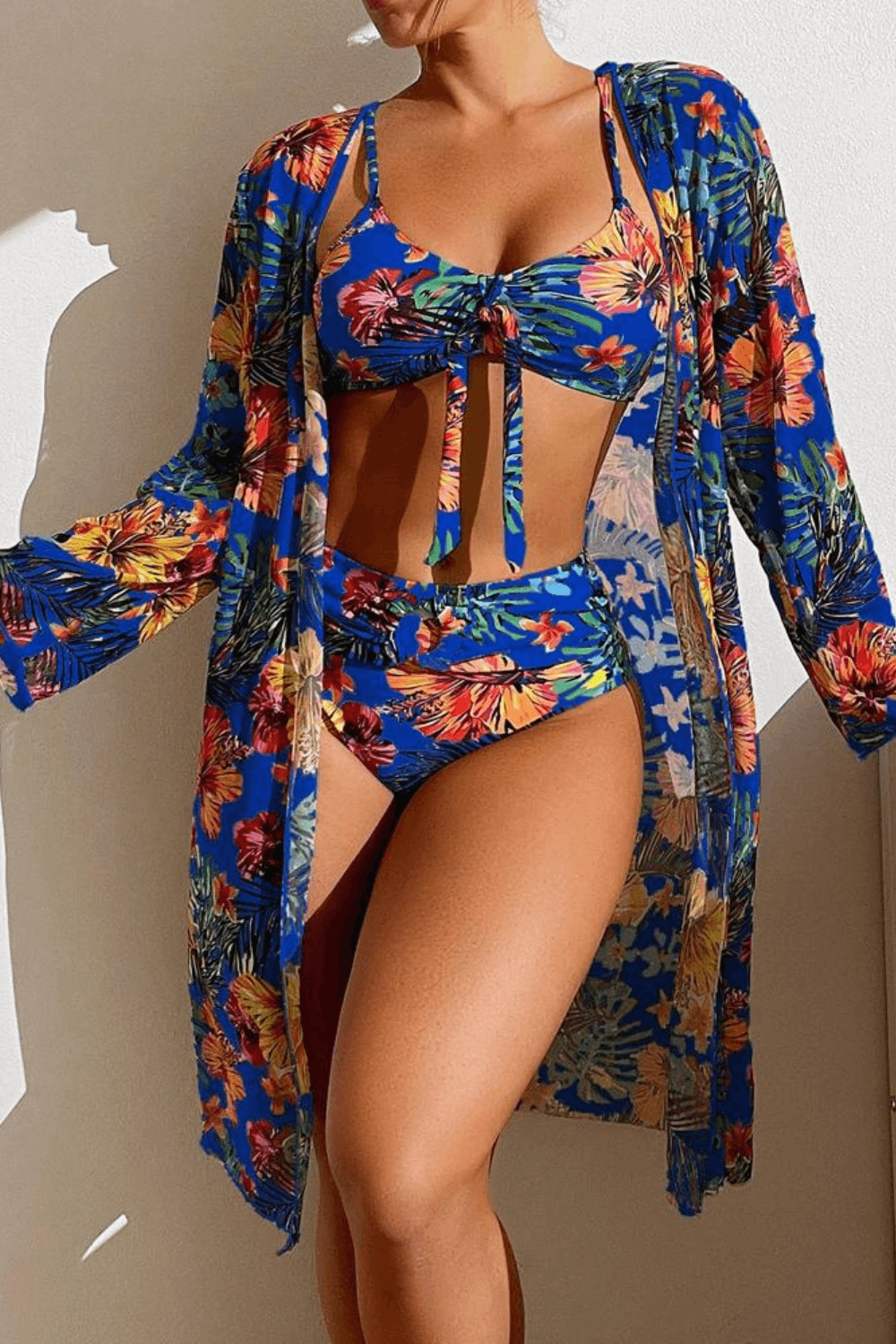 biquini, conjunto biquini e saida, biquini cintura alta, biquini estampado, biquini flora, biquini com saida, conjunto biquini e saidas, baliloves