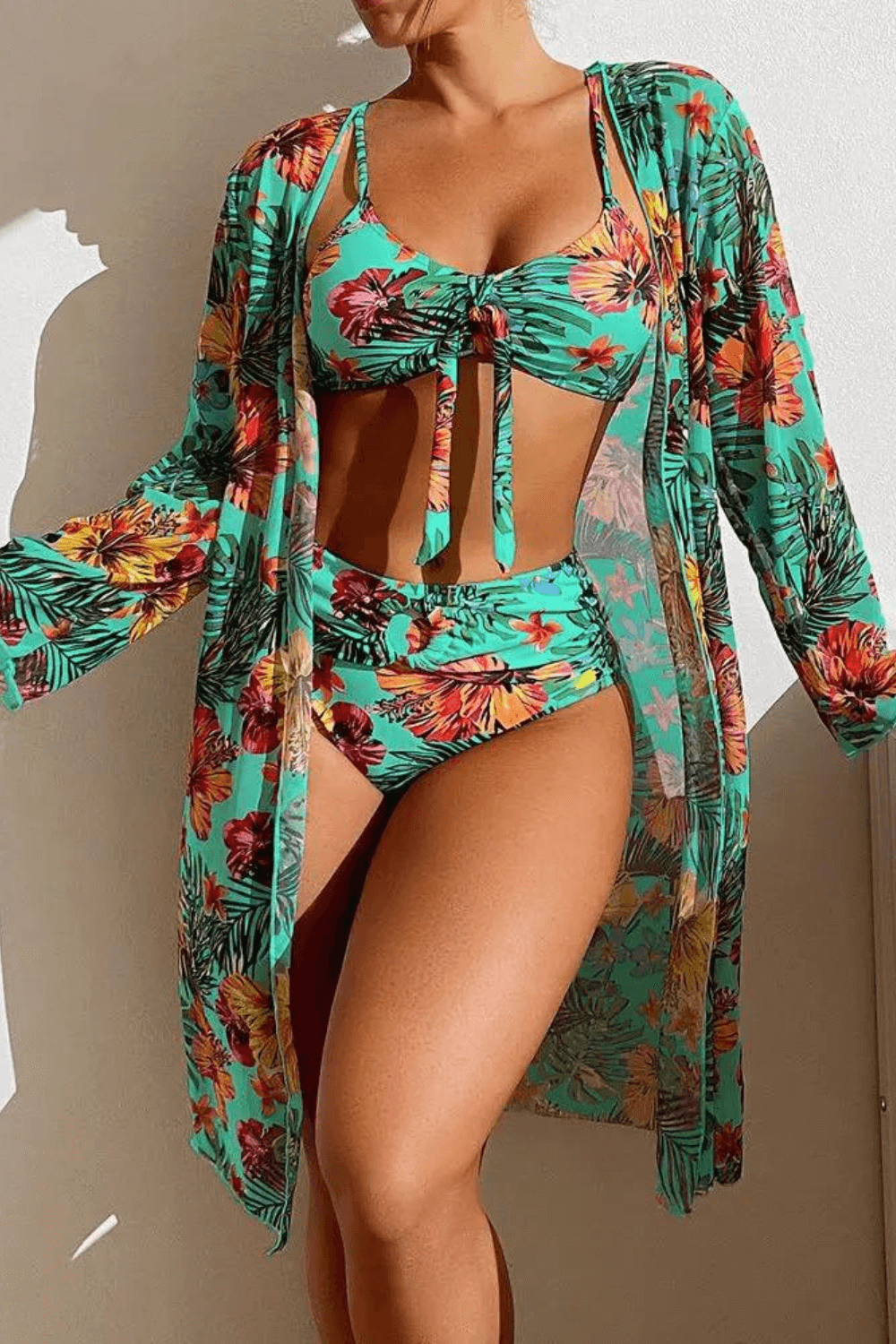 biquini, conjunto biquini e saida, biquini cintura alta, biquini estampado, biquini flora, biquini com saida, conjunto biquini e saidas, baliloves