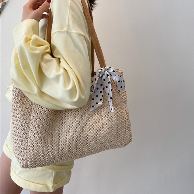 Bolsa Feminina Sacola com Lenço
