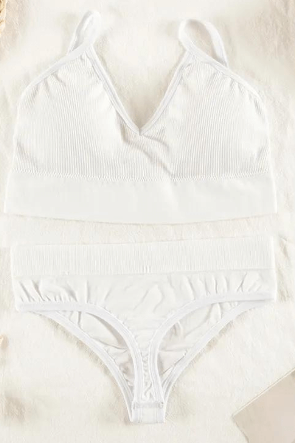 conjunto calcinha e sutia, sutia sem costura, sutia alça fina, calcinha fio, conjunto de calcinha e sutia sem costura, baliloves