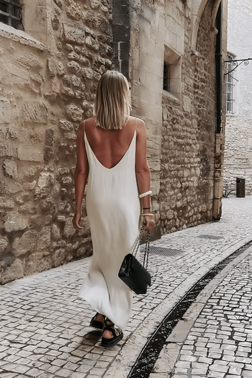 vestido classico, vestido longo, vestido branco, vestido longo branco, vestido branco, vestido reveillon, vestido logo soltinho, vestido soltinho,vestido baliloves