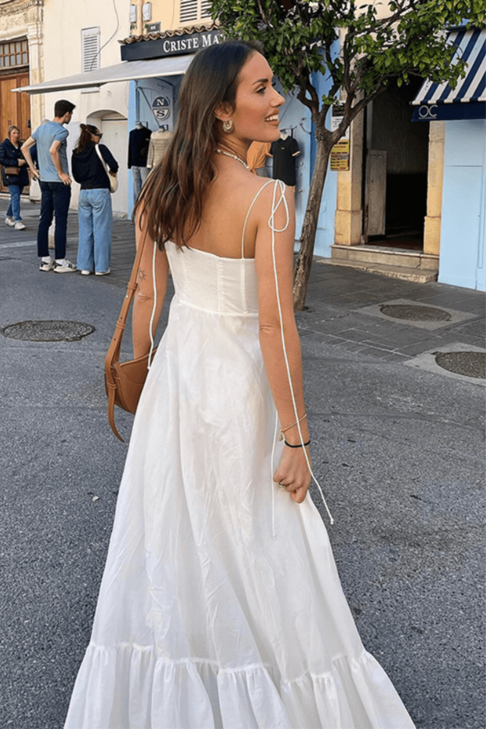 vestido classico, vestido longo, vestido branco, vestido longo branco, vestido branco, vestido reveillon, vestido logo soltinho, vestido soltinho,vestido baliloves