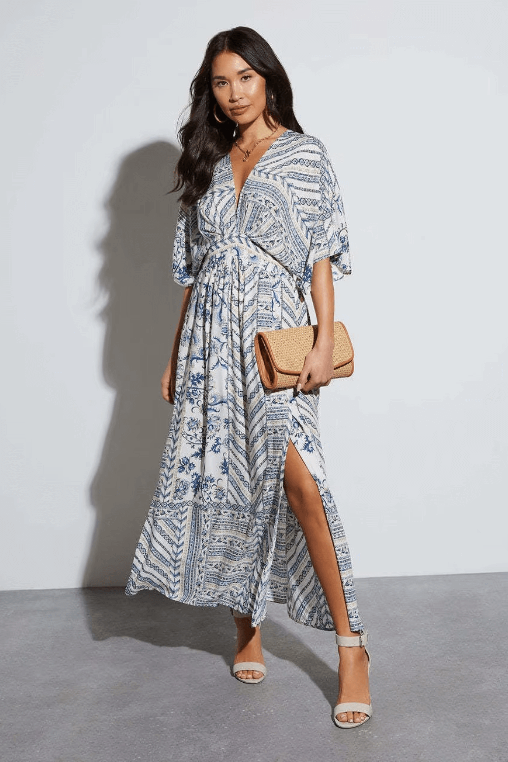 vestido longo, vestido longo floral, vestidos longos, vestidos com elastico, vestido solto, vestido longo evase, vestido floral, vestido acinturado, vestido elegante, vestido longo fresco, vestido longo