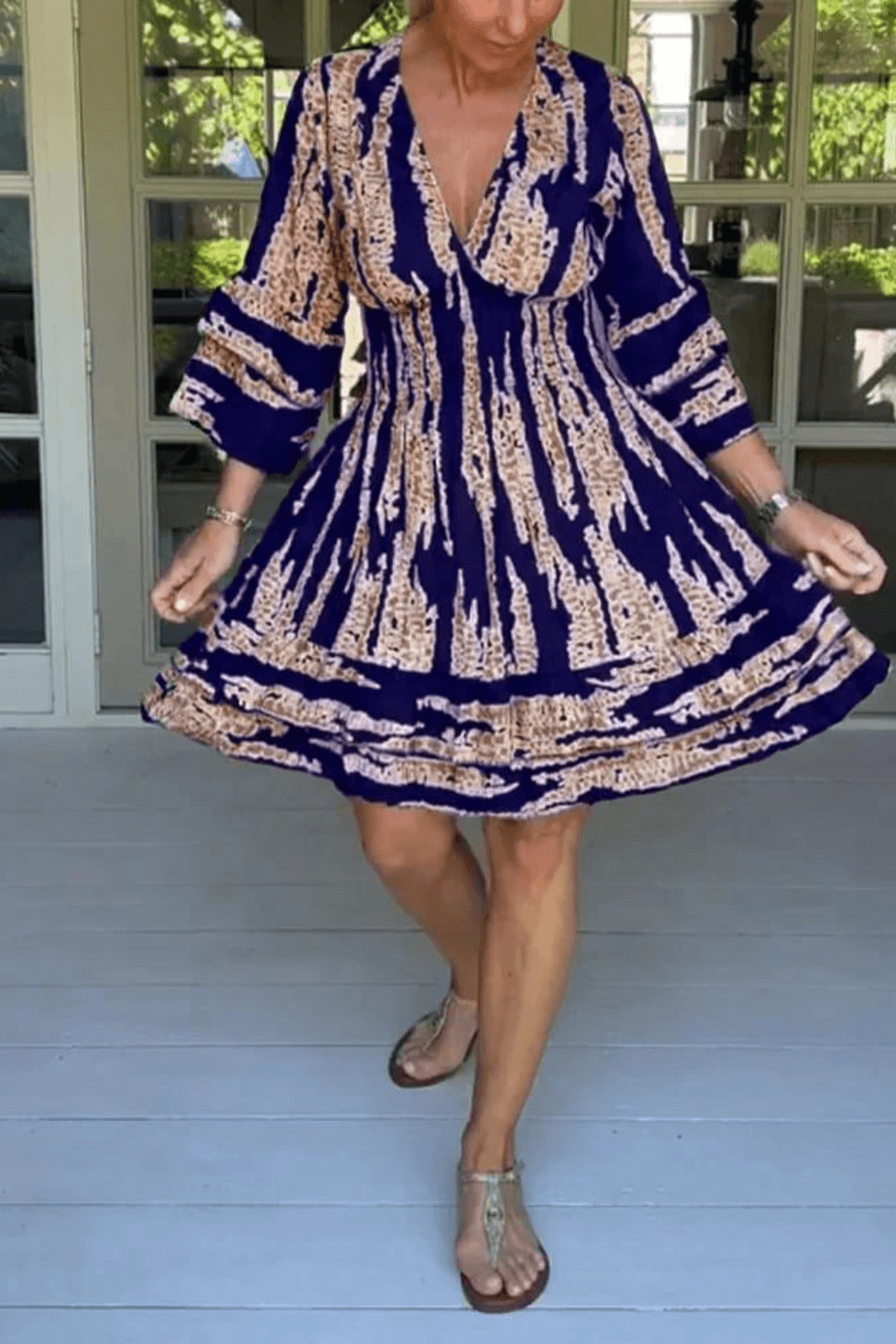 Vestido Curto Acinturado Lastex - Anabelle, vestido verao, vestido soltinho, vestido floral, vestido verao 2023, vestido calor, vestido solto, vestidos, vestido floral, vestido evase, vestido balone, vestidos baliloves, vestido senhora, vestido meia idade, vestido evase, vestido com lastex, vestido soltinho acinturado