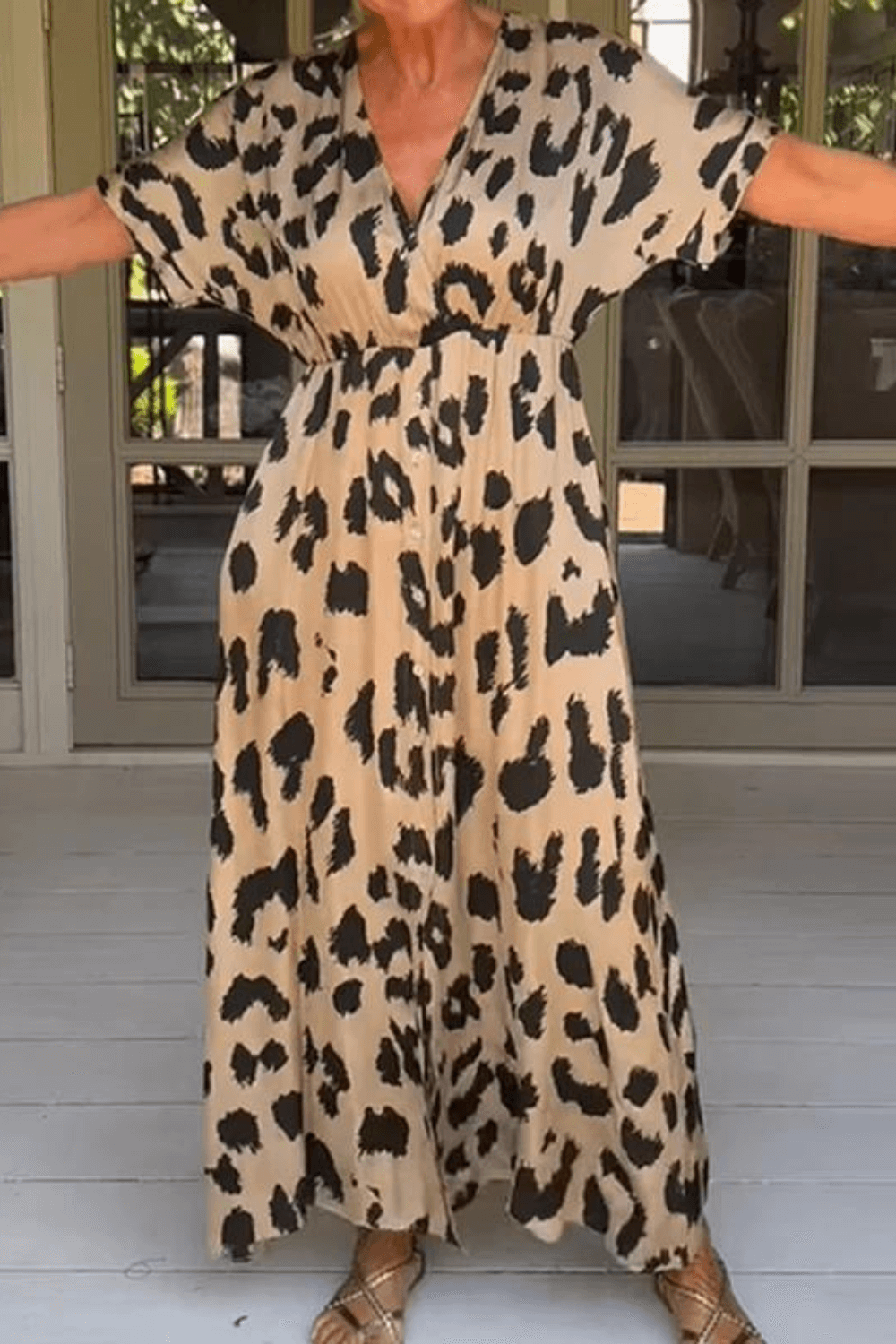vestido longo, vestido soltinho, vestido largo, vestido praia, vestidos longos, vestidos baliloves, vestido maxi, vestido soltinho, vestido solto, vestido longo solto, vestido animal print, vestido senhora, vestido elegante, vestido solto senhora, vestido estampado, vestido animal print, vestido estampa animal, vestido longo casual animal print