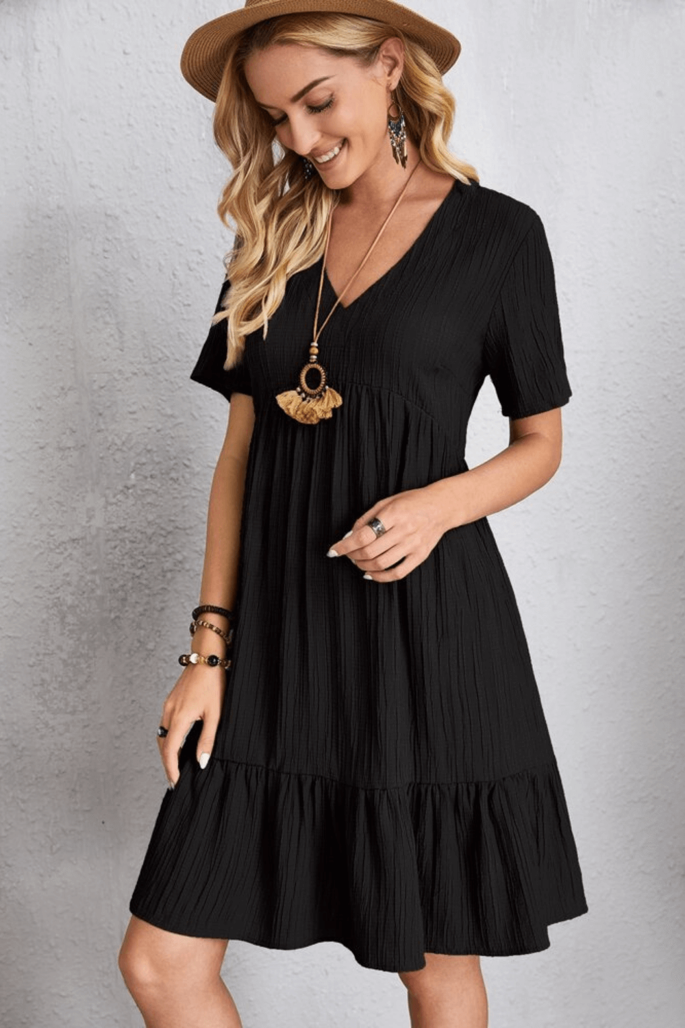 vestido curto, vestido soltinho, vestido vintage, vestido com manga curta, vestido com babado, vestidos, vestidos curtos, vestidos baliloves