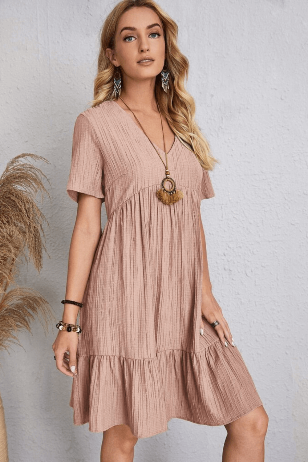 vestido curto, vestido soltinho, vestido vintage, vestido com manga curta, vestido com babado, vestidos, vestidos curtos, vestidos baliloves