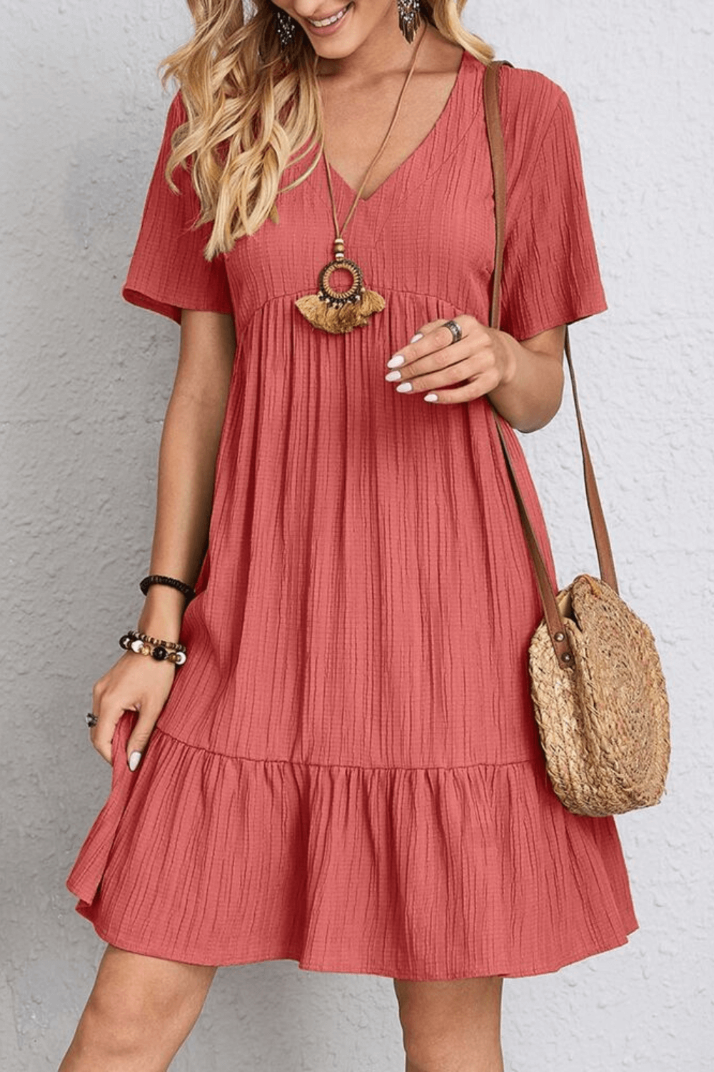 vestido curto, vestido soltinho, vestido vintage, vestido com manga curta, vestido com babado, vestidos, vestidos curtos, vestidos baliloves