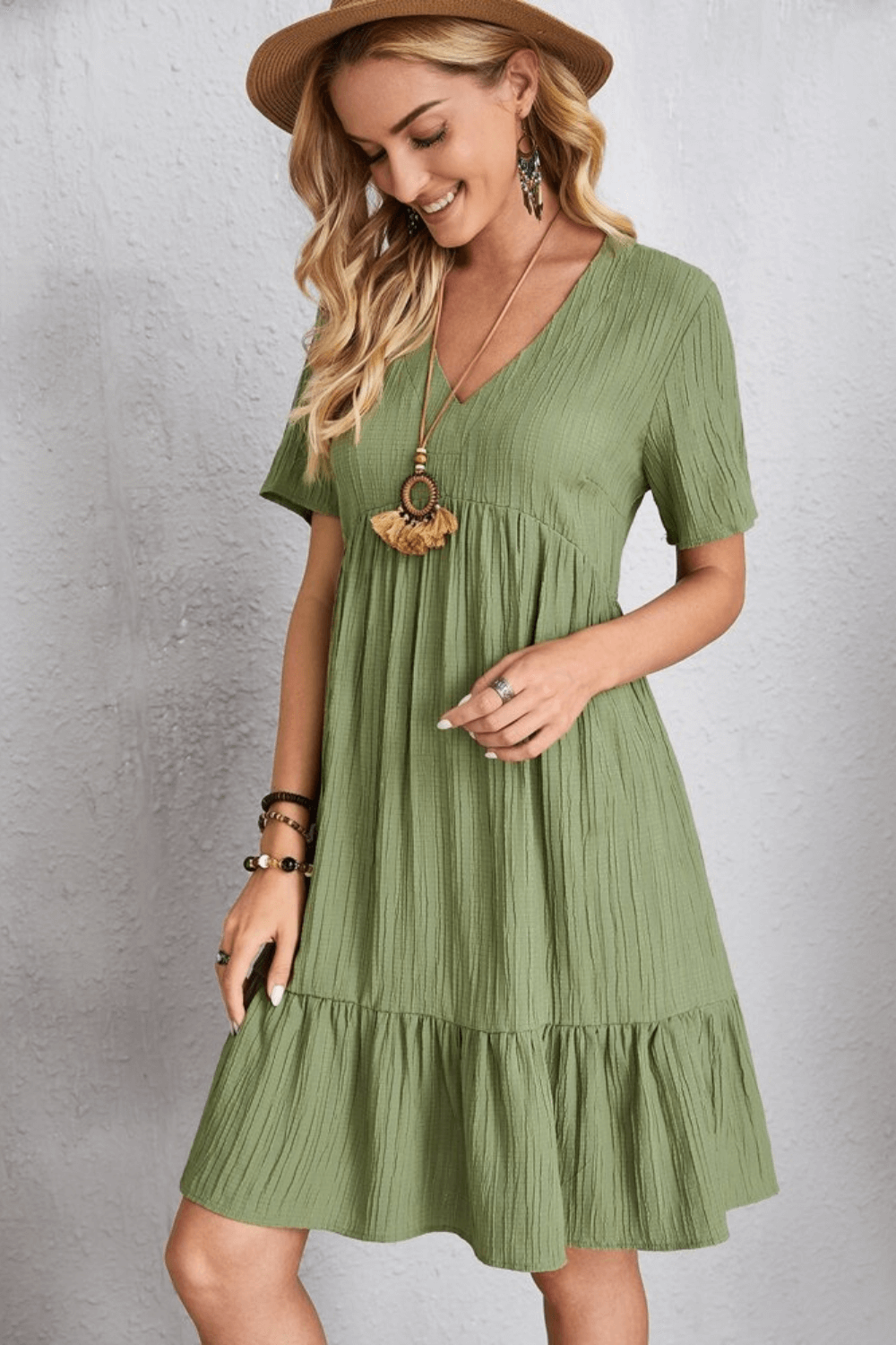 vestido curto, vestido soltinho, vestido vintage, vestido com manga curta, vestido com babado, vestidos, vestidos curtos, vestidos baliloves